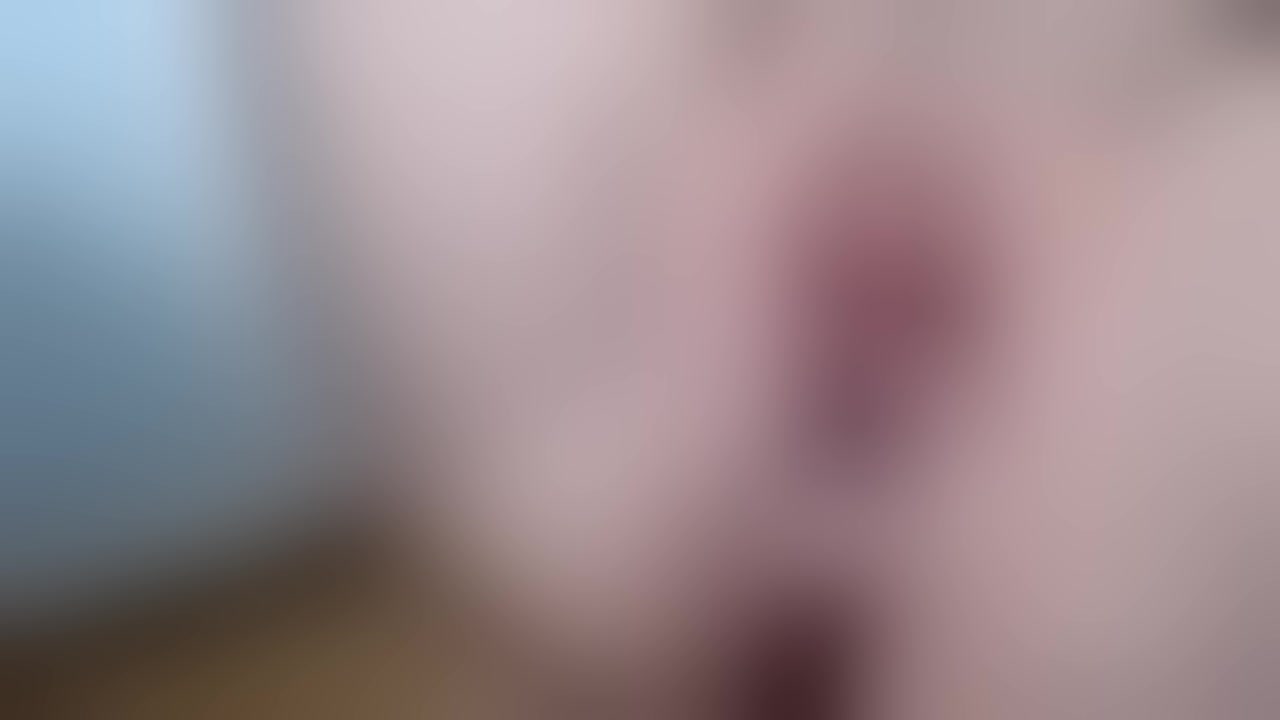 Creampie: pussy wide open and dripping 